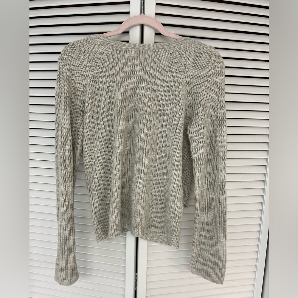 comfy oversized grey sweater size xs ballerina open back